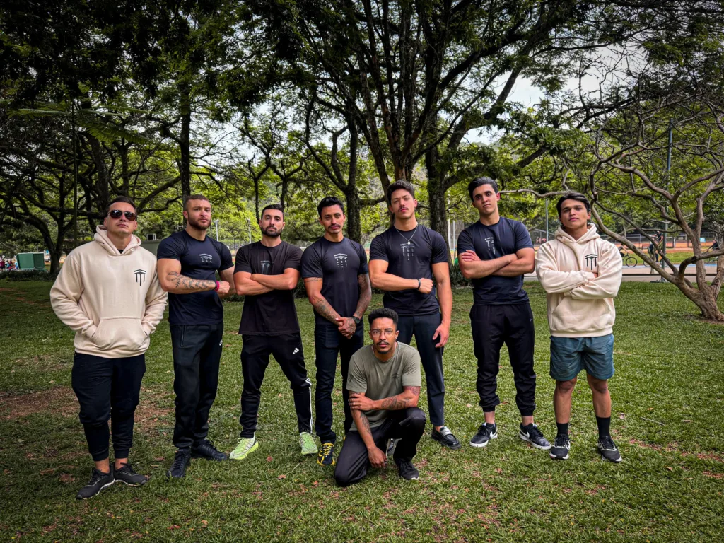 Equipe e comunidade do Templo da Calistenia